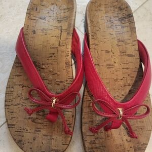 Vionic red, bow sandals in size 6.5
